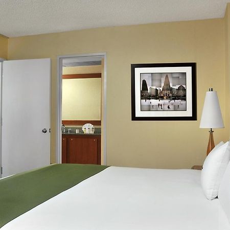 Doubletree Suites By Hilton Nyc - Times Square 뉴욕 객실 사진