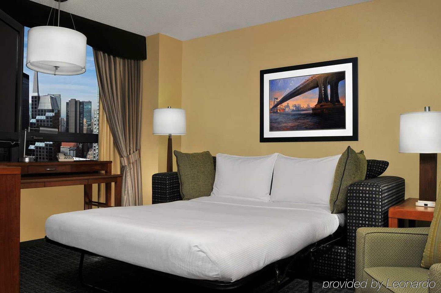 Doubletree Suites By Hilton Nyc - Times Square 뉴욕 객실 사진