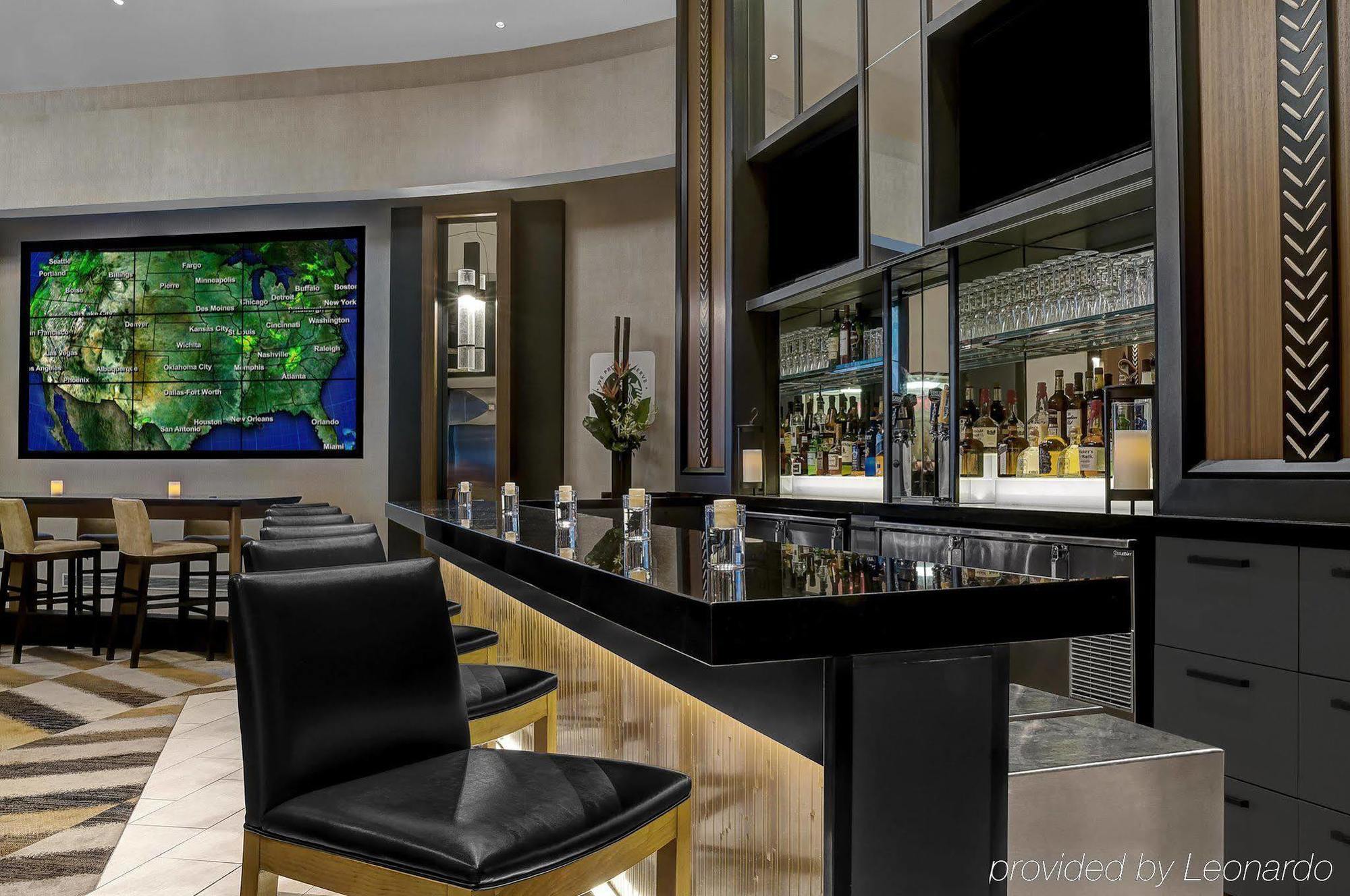 Doubletree Suites By Hilton Nyc - Times Square 뉴욕 외부 사진